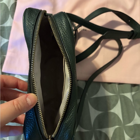 Kate Spade Polly Medium Forest Green Crossbody Bag with Pebbled Leather - Picture 3 of 7